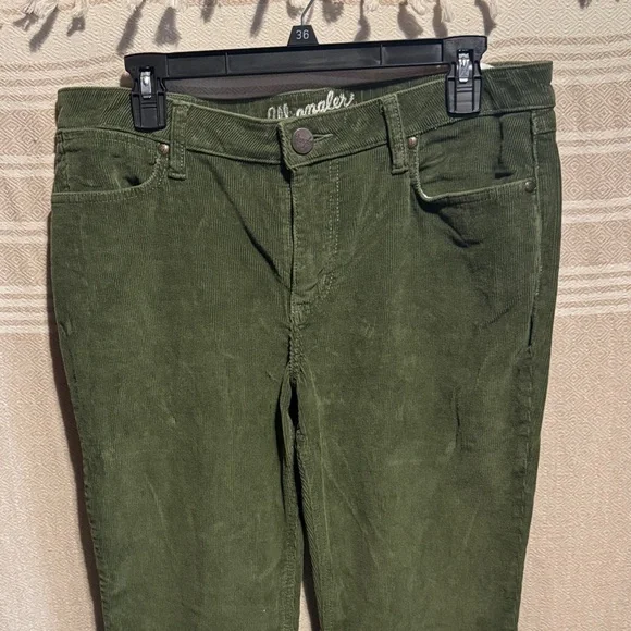 Wrangler Forest Green Women's Flare Jeans - Picture 3 of 7